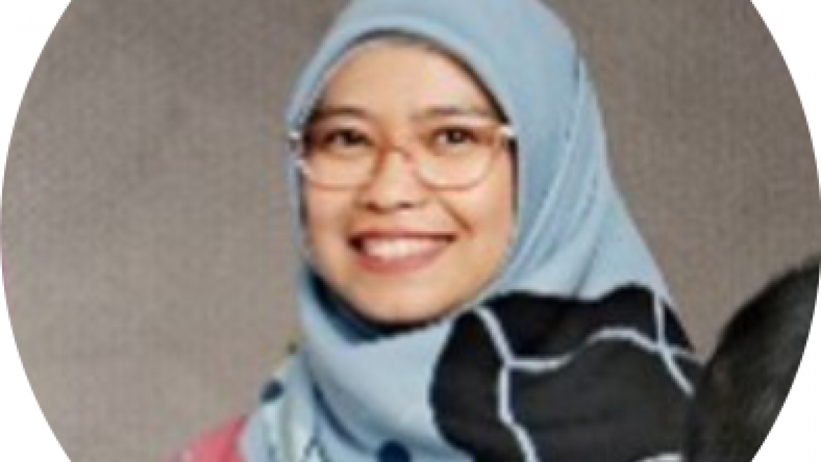 Dr. Ima Mulyama Zainuddin